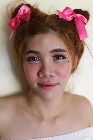 18yo horny Thai shemale sucks off a fat white cock