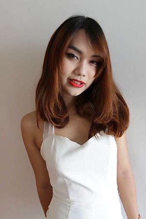 22 year old Thai ladyboy gets made up for her date and a facial from her tourist friend
